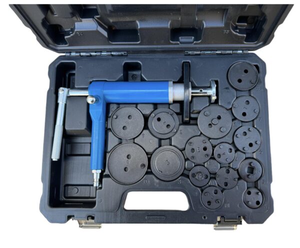 ПНЕВМАТИЧЕН КОМПЛЕКТ ЗА ПРИБИРАНЕ НА СПИРАЧНИ ЦИЛИНДРИ 16 ЧАСТИ KRAFTWELLE